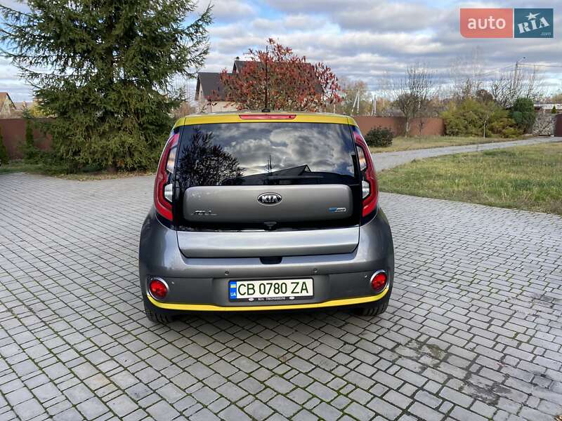 Внедорожник / Кроссовер Kia Soul 2015 в Киеве фото 6 Внедорожник / Кроссовер Kia Soul 2015 в Киеве