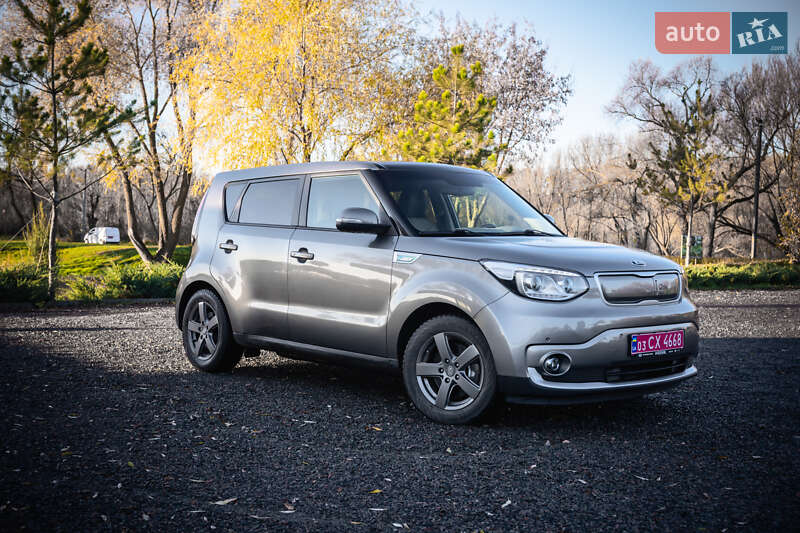 Внедорожник / Кроссовер Kia Soul 2017 в Умани фото 5 Внедорожник / Кроссовер Kia Soul 2017 в Умани