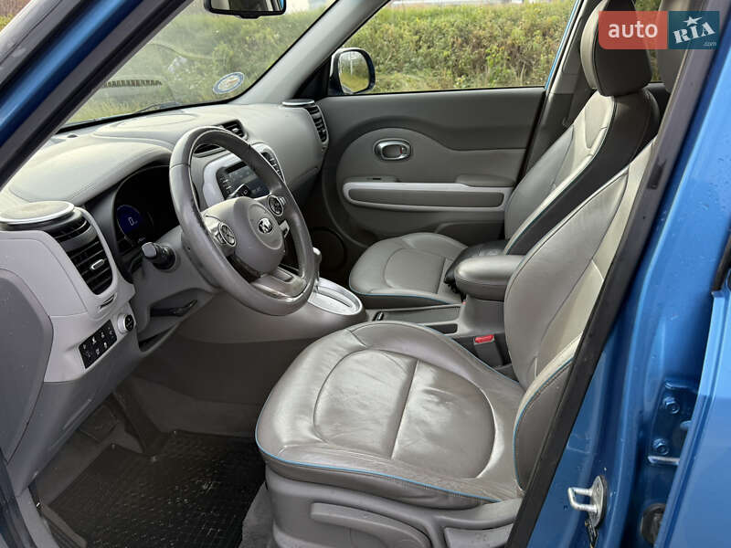 Внедорожник / Кроссовер Kia Soul 2014 в Львове