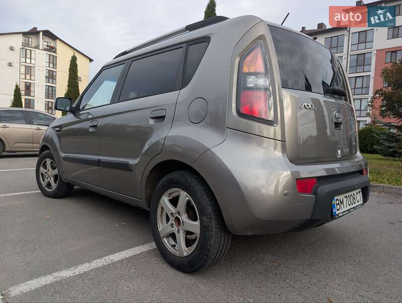 Внедорожник / Кроссовер Kia Soul 2008 в Здолбунове