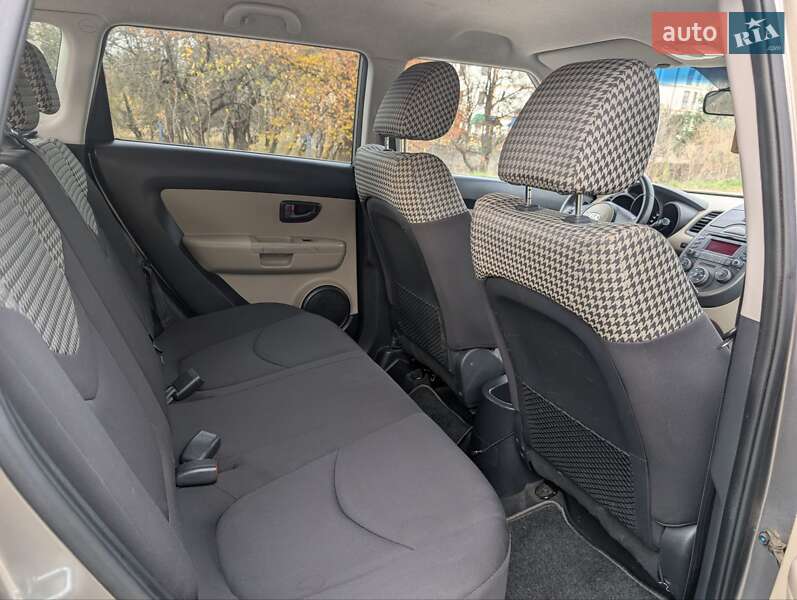 Внедорожник / Кроссовер Kia Soul 2008 в Здолбунове