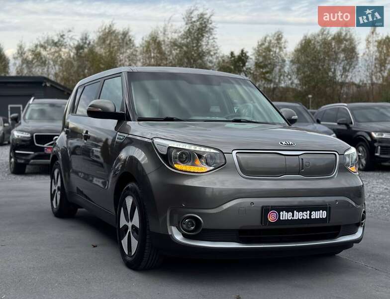 Внедорожник / Кроссовер Kia Soul 2015 в Ровно фото 6 Внедорожник / Кроссовер Kia Soul 2015 в Ровно