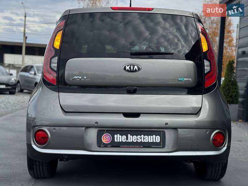 Внедорожник / Кроссовер Kia Soul 2015 в Ровно фото 17 Внедорожник / Кроссовер Kia Soul 2015 в Ровно