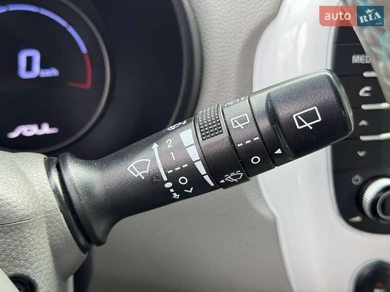 Внедорожник / Кроссовер Kia Soul 2015 в Ровно фото 35 Внедорожник / Кроссовер Kia Soul 2015 в Ровно