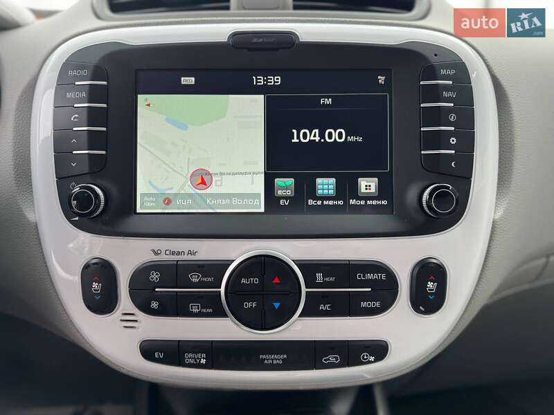 Внедорожник / Кроссовер Kia Soul 2015 в Ровно фото 41 Внедорожник / Кроссовер Kia Soul 2015 в Ровно