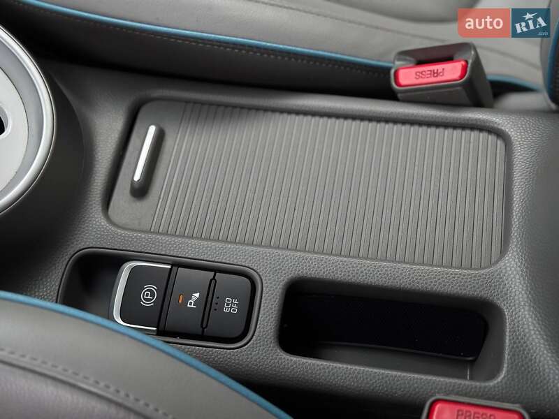 Внедорожник / Кроссовер Kia Soul 2015 в Ровно фото 46 Внедорожник / Кроссовер Kia Soul 2015 в Ровно