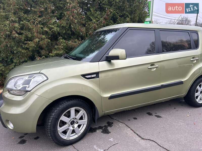 Внедорожник / Кроссовер Kia Soul 2011 в Хмельницком