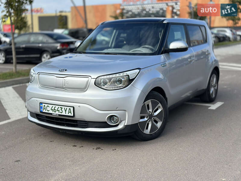 Внедорожник / Кроссовер Kia Soul 2017 в Ровно