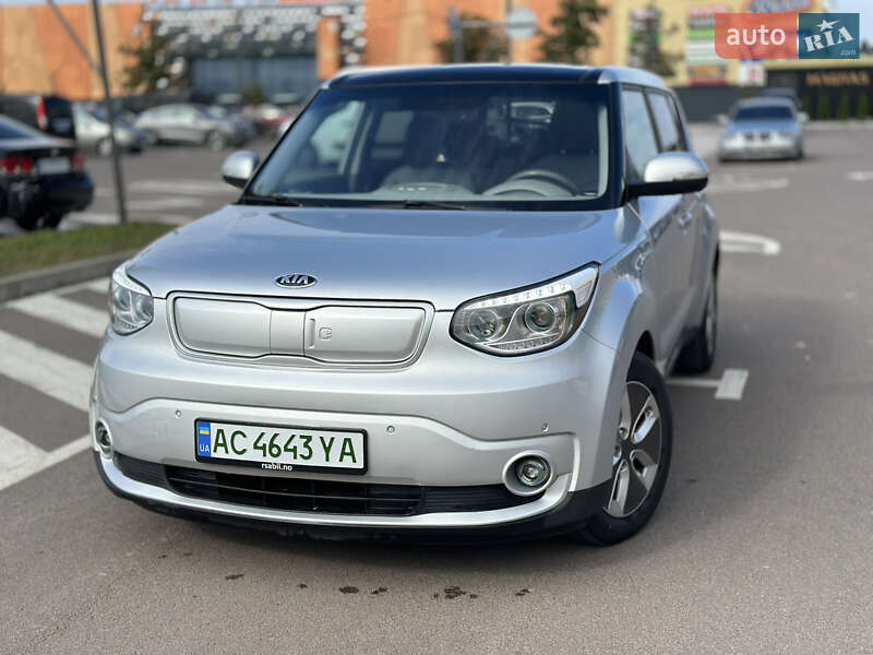 Внедорожник / Кроссовер Kia Soul 2017 в Ровно