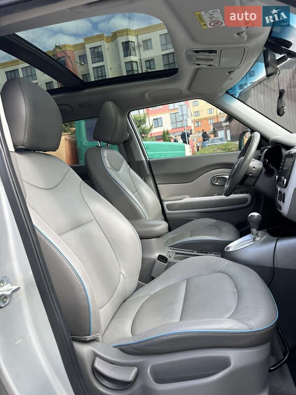 Внедорожник / Кроссовер Kia Soul 2017 в Ровно