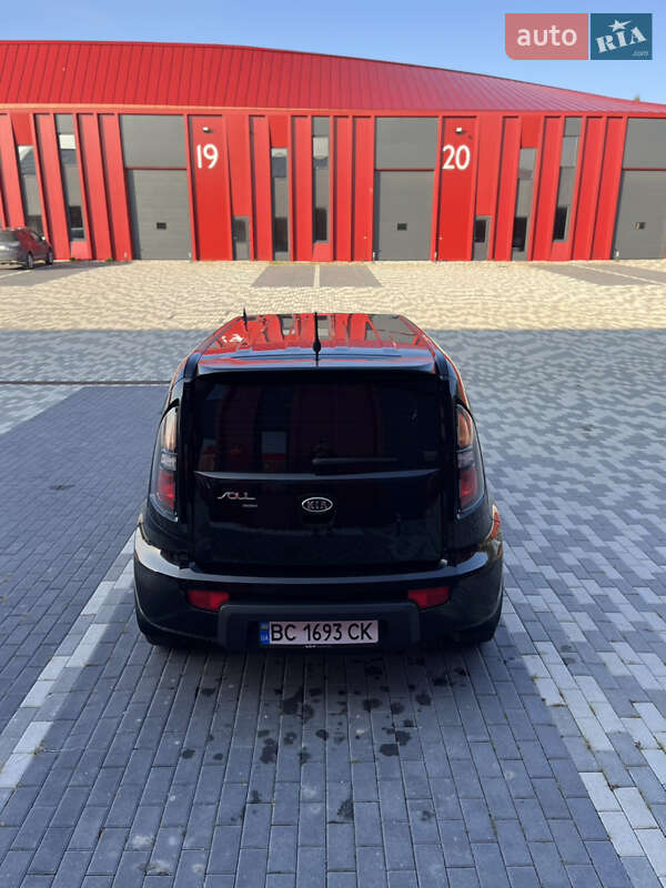 Позашляховик / Кросовер Kia Soul 2011 в Львові