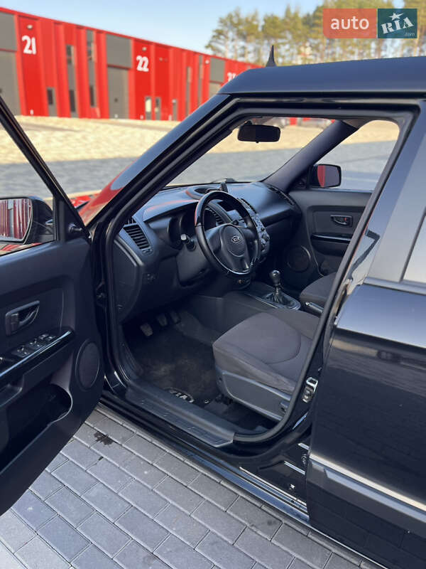 Позашляховик / Кросовер Kia Soul 2011 в Львові