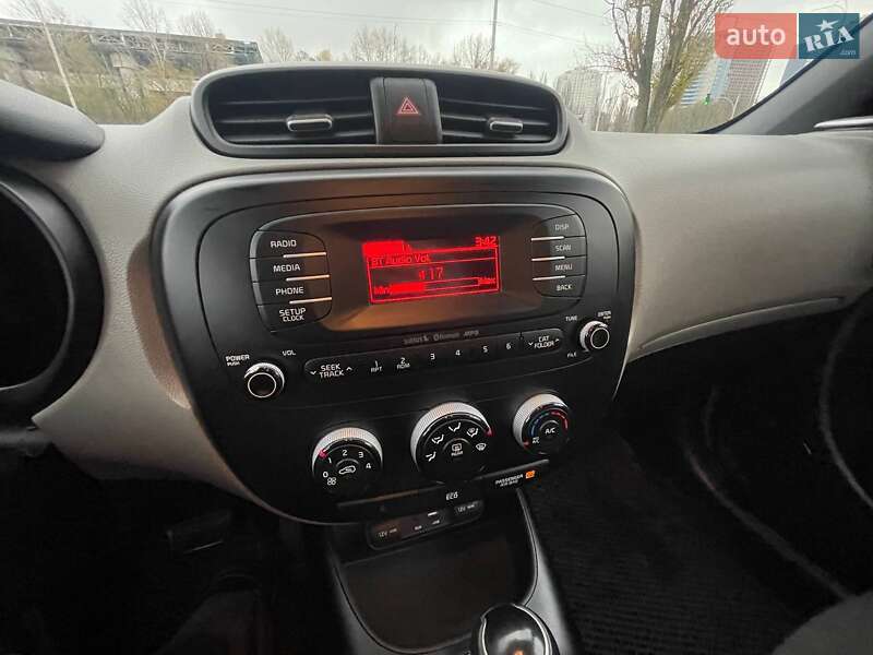 Внедорожник / Кроссовер Kia Soul 2015 в Киеве фото 12 Внедорожник / Кроссовер Kia Soul 2015 в Киеве