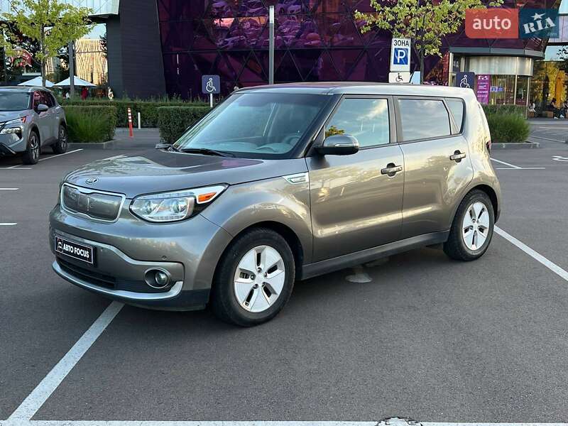 Внедорожник / Кроссовер Kia Soul 2015 в Киеве