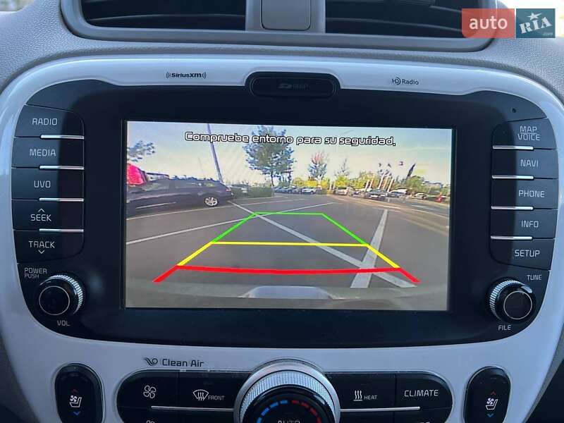 Внедорожник / Кроссовер Kia Soul 2015 в Киеве