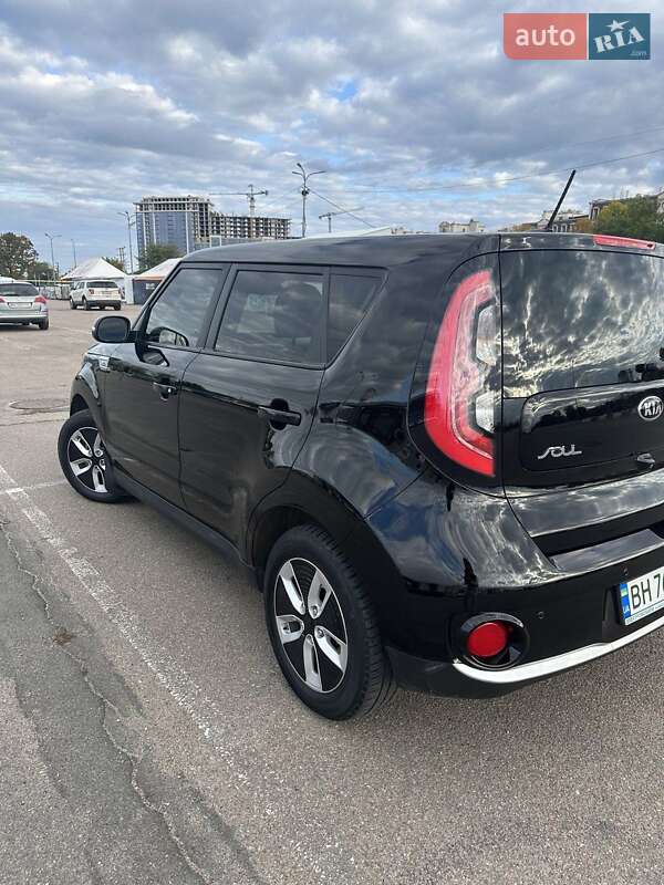 Внедорожник / Кроссовер Kia Soul 2016 в Одессе фото 10 Внедорожник / Кроссовер Kia Soul 2016 в Одессе