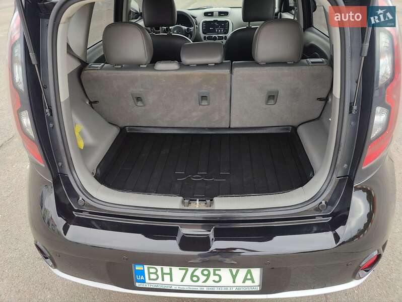 Внедорожник / Кроссовер Kia Soul 2016 в Одессе фото 26 Внедорожник / Кроссовер Kia Soul 2016 в Одессе