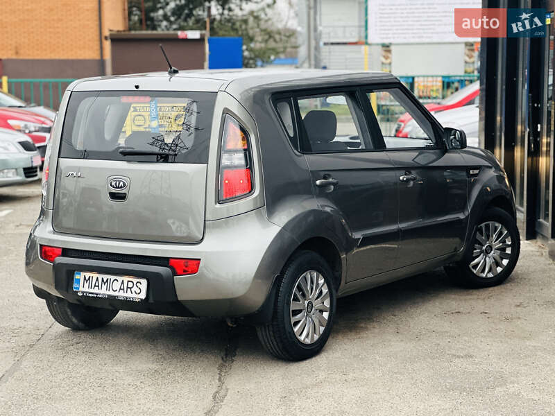 Позашляховик / Кросовер Kia Soul 2011 в Харкові