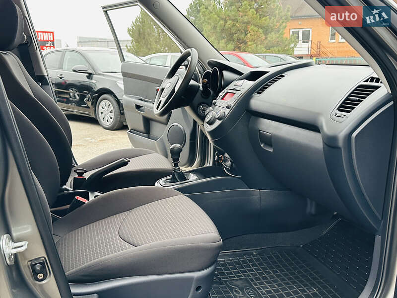 Позашляховик / Кросовер Kia Soul 2011 в Харкові