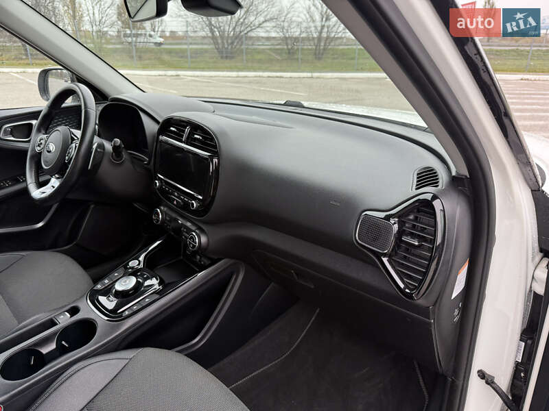 Внедорожник / Кроссовер Kia Soul 2020 в Днепре фото 32 Внедорожник / Кроссовер Kia Soul 2020 в Днепре