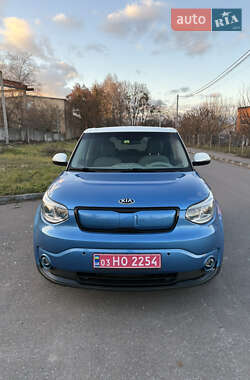 Внедорожник / Кроссовер Kia Soul 2015 в Ровно