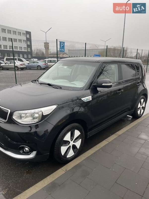 Внедорожник / Кроссовер Kia Soul 2015 в Киеве