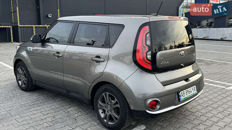 Позашляховик / Кросовер Kia Soul 2015 в Вінниці