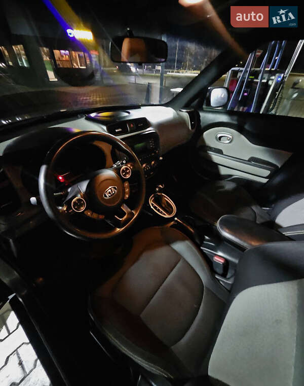 Внедорожник / Кроссовер Kia Soul 2015 в Киеве