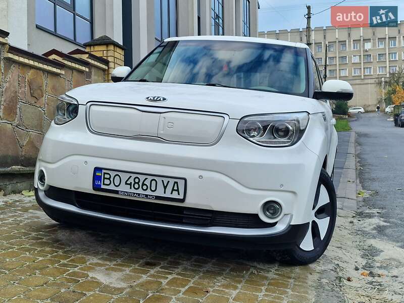 Внедорожник / Кроссовер Kia Soul 2017 в Тернополе