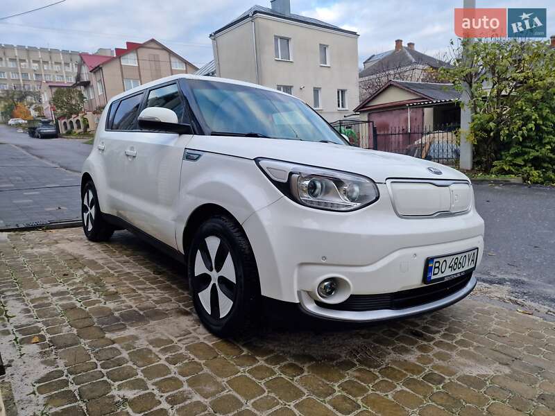 Внедорожник / Кроссовер Kia Soul 2017 в Тернополе