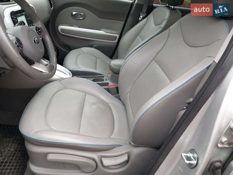 Внедорожник / Кроссовер Kia Soul 2017 в Луцке