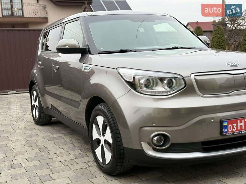 Внедорожник / Кроссовер Kia Soul 2015 в Ивано-Франковске