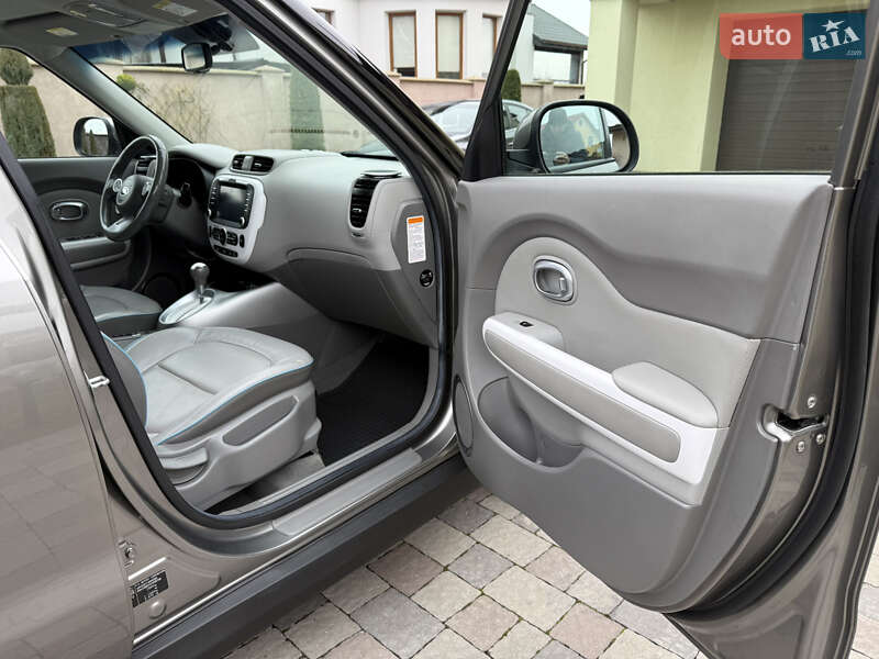 Внедорожник / Кроссовер Kia Soul 2015 в Ивано-Франковске