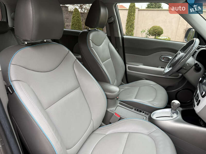 Внедорожник / Кроссовер Kia Soul 2015 в Ивано-Франковске