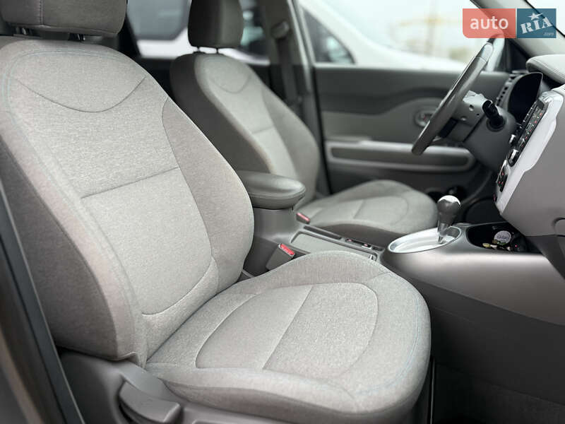 Позашляховик / Кросовер Kia Soul 2017 в Житомирі фото 9 Позашляховик / Кросовер Kia Soul 2017 в Житомирі