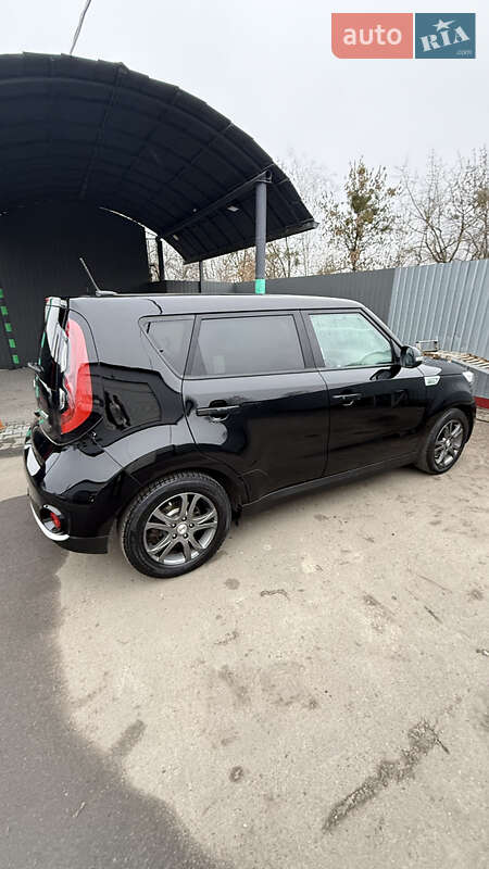 Внедорожник / Кроссовер Kia Soul 2016 в Луцке