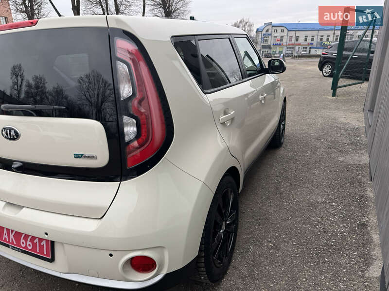 Внедорожник / Кроссовер Kia Soul 2017 в Тернополе фото 6 Внедорожник / Кроссовер Kia Soul 2017 в Тернополе