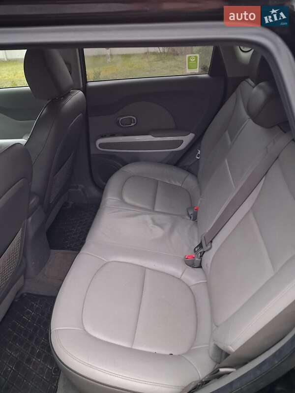 Внедорожник / Кроссовер Kia Soul 2014 в Запорожье