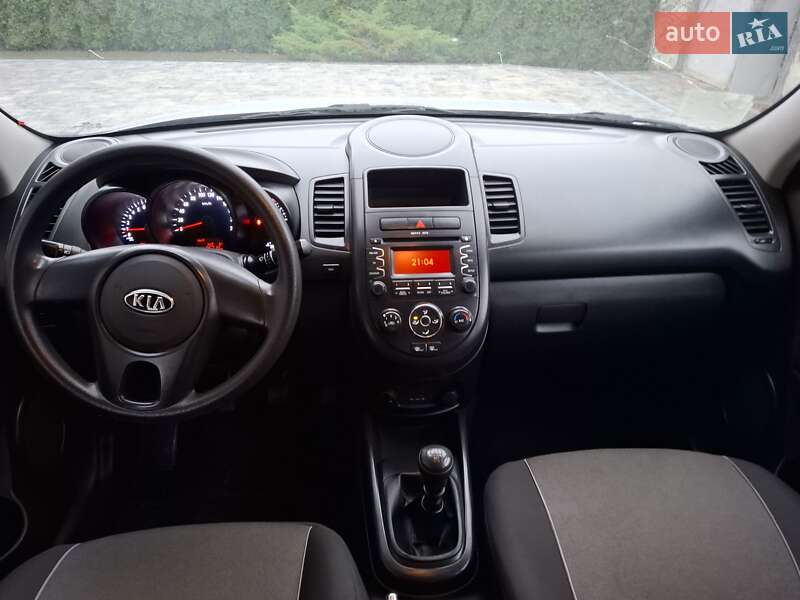 Внедорожник / Кроссовер Kia Soul 2011 в Черновцах