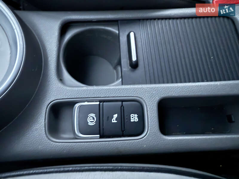 Внедорожник / Кроссовер Kia Soul 2015 в Ровно