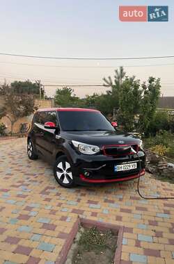 Внедорожник / Кроссовер Kia Soul 2016 в Одессе