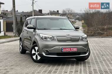 Позашляховик / Кросовер Kia Soul 2016 в Рівному