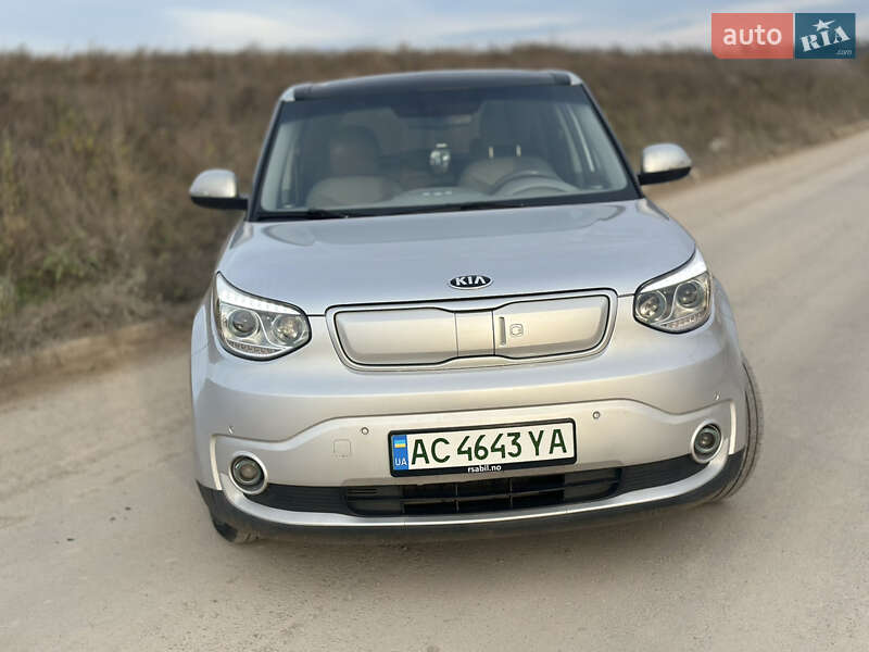 Позашляховик / Кросовер Kia Soul 2017 в Рівному фото 56 Позашляховик / Кросовер Kia Soul 2017 в Рівному