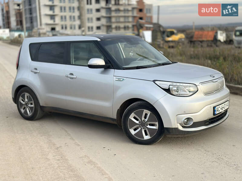 Позашляховик / Кросовер Kia Soul 2017 в Рівному фото 54 Позашляховик / Кросовер Kia Soul 2017 в Рівному