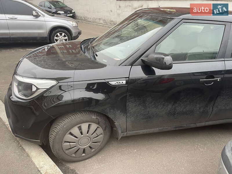 Позашляховик / Кросовер Kia Soul 2014 в Києві