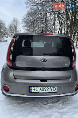 Внедорожник / Кроссовер Kia Soul 2017 в Горохове