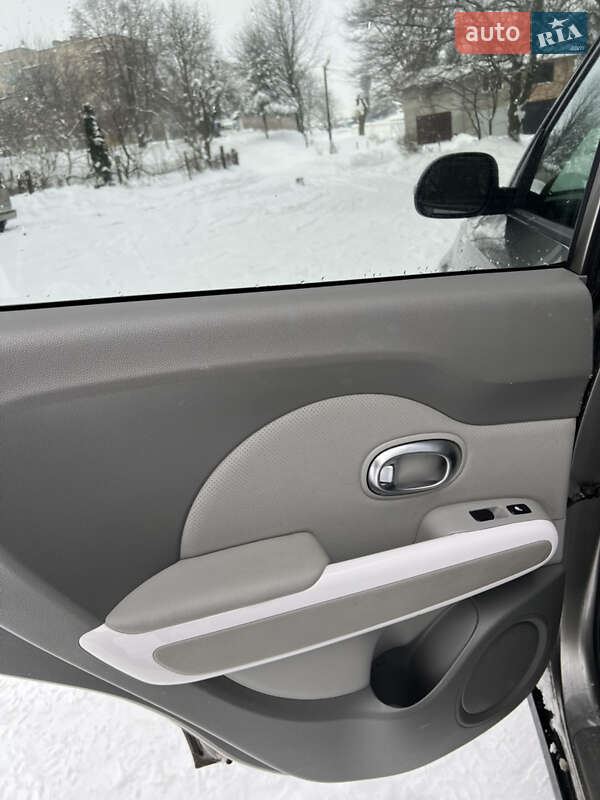 Внедорожник / Кроссовер Kia Soul 2017 в Горохове