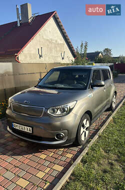 Внедорожник / Кроссовер Kia Soul 2014 в Житомире