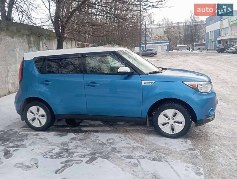 Внедорожник / Кроссовер Kia Soul 2014 в Запорожье