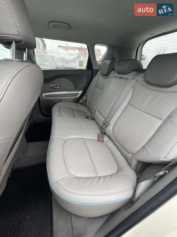 Внедорожник / Кроссовер Kia Soul 2017 в Ивано-Франковске фото 26 Внедорожник / Кроссовер Kia Soul 2017 в Ивано-Франковске